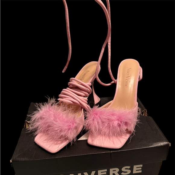 Nuei Veino Shoes - 🦋Pink Feathered Women's Heels✨7.5